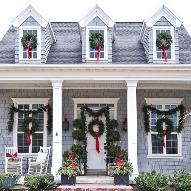 Exterior Holiday Christmas Home - Cambridge Home Company
