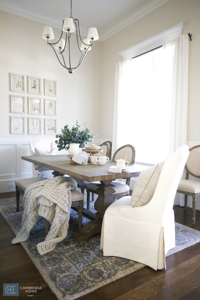 farmhouse dining table setting 